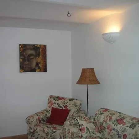 Vakantiehuis In Roccacinquemiglia Mit Grill By Interhome Castel Di Sangro